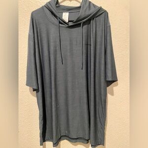 DEVOPS  Hooded Short-Sleeve Tee in Charcoal